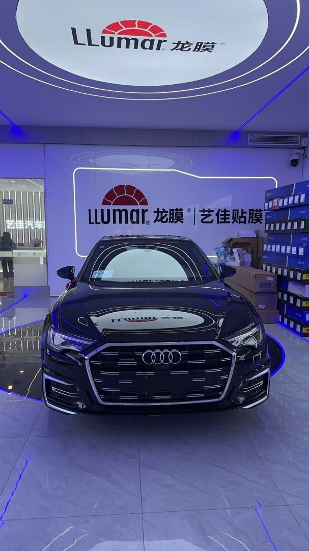 奥迪牌A6L装贴M8-钻石系列车衣8.5