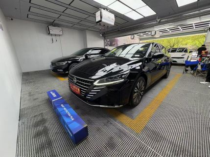 尼桑天籁装贴M6-钻石系列车衣6.5