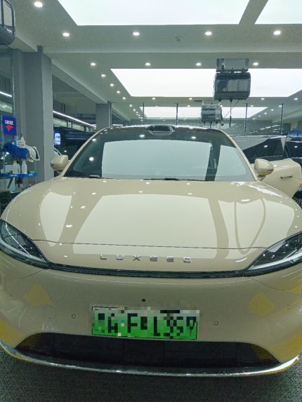 奇瑞智界R7装贴M8-钻石系列车衣8.5
