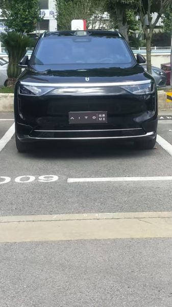 赛力斯问界M8装贴I8-星耀系列隐形车衣8.5
