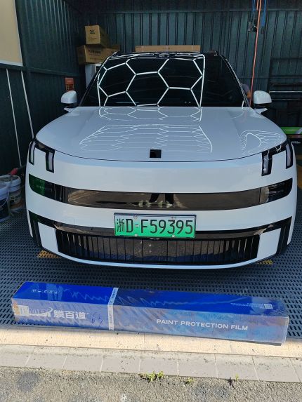 领克MR6521DPHEV102装贴M8-钻石系列车衣8.5