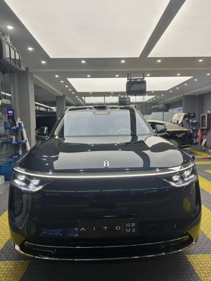 赛力斯问界M8装贴I7-星耀系列隐形车衣7.5