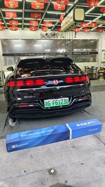 腾势腾势Z9GT装贴B7-铂金系列车衣7.5