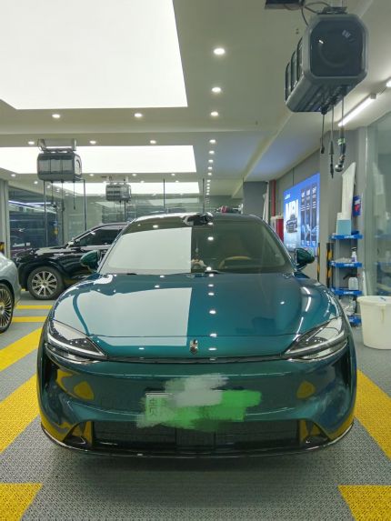 奇瑞智界R7装贴M6-钻石系列车衣6.5