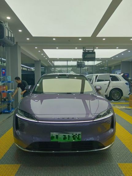奇瑞智界R7装贴M6-钻石系列车衣6.5