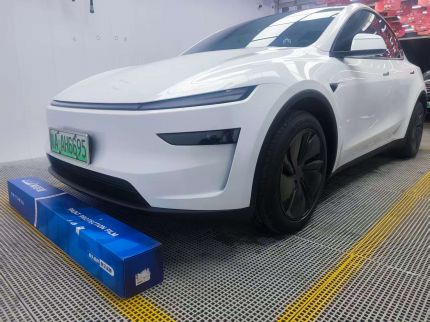 特斯拉ModelY装贴B7-铂金系列车衣7.5