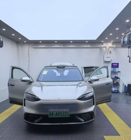 赛力斯问界m6装贴稀拓系列太阳膜75/稀拓系列太阳膜15