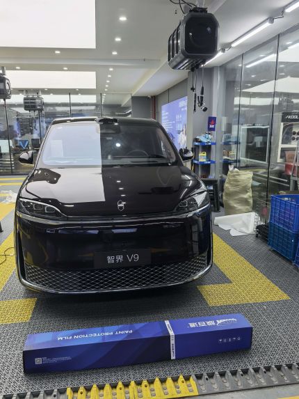 奇瑞智界V9装贴M6-钻石系列车衣6.5
