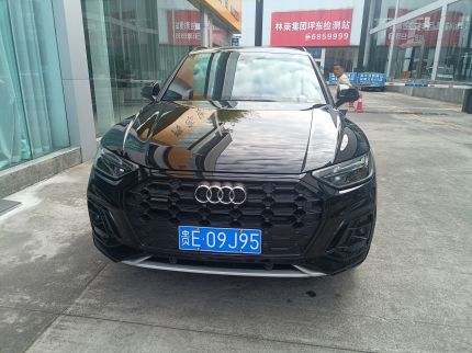 奥迪Q5L装贴M7-钻石系列车衣7.5